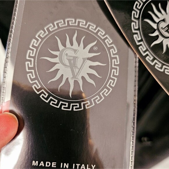 GV Designer Black Leather Women's Coat HAND MADE IN ITALY. New With Tag - Picture 16 of 16